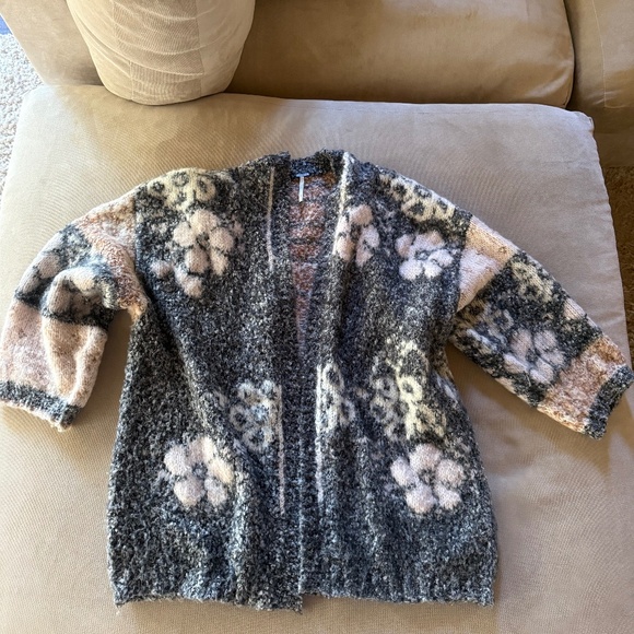 Free People Floral Knit Cardigan in Gray and Cream - Picture 1 of 5